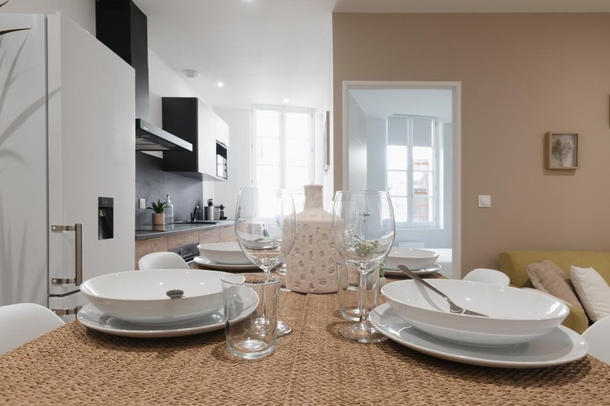 Appartement L'Esquisse ~ Hypercentre ~ Climatisation à Périgueux Extérieur photo